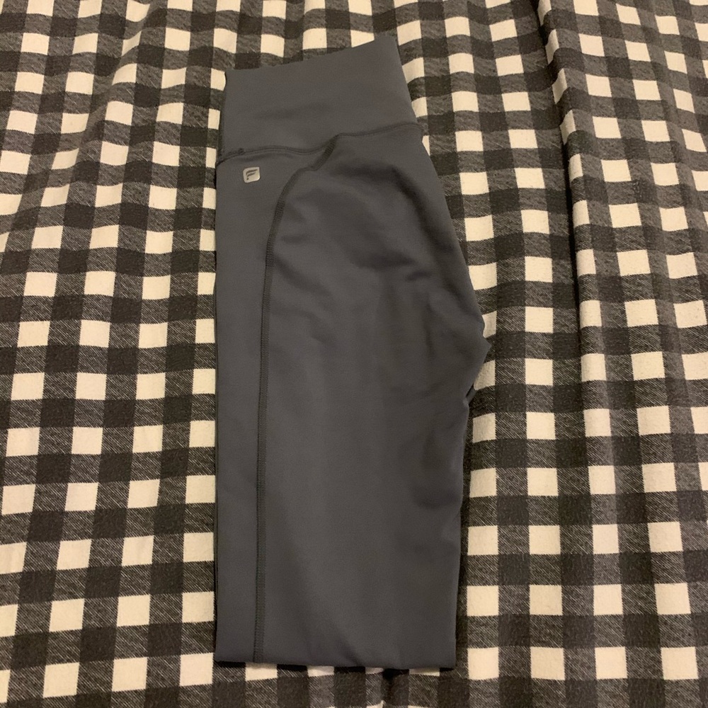 Fabletics grey leggings